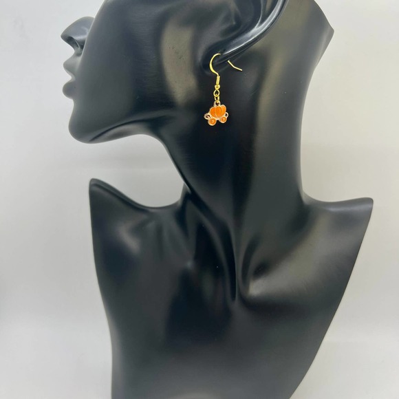 Cinderella Carriage Earrings - Disney Vacation Earrings - Princess Earrings - Picture 5 of 8